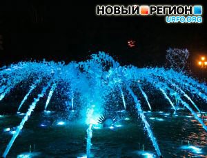 Челябинску подарили светомузыкальный фонтан / ФОТОРЕПОРТАЖ, ВИДЕО