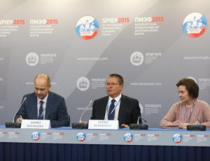 Минэкономразвития займется привлечением иностранного капитала в Югру / Соглашение о сотрудничестве было подписано в Санкт-Петербурге