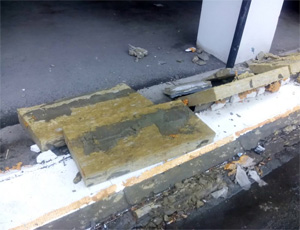 Челябинск рушится: в центре города  у офисного здания обвалился фасад (ФОТО)