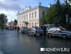 В Екатеринбурге эвакуируют администрацию Ленинского района (ФОТО, добавлено ВИДЕО)