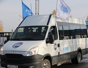 Автопробег "Газ – в моторы!" проходит через Екатеринбург