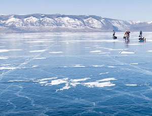 В Карпинском районе найдены пропавшие охотники – их тела вмерзли в лед на озере