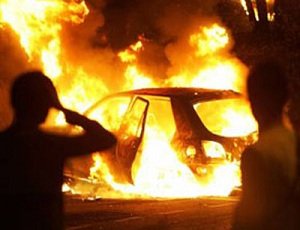 Ночью в Екатеринбурге сгорели три иномарки