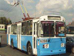 Аномальная зона: в центре Челябинска одновременно случилось две аварии с участием маршруток  и троллейбуса