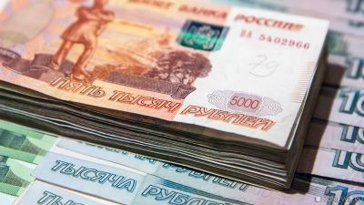 Власти РФ потратили 3 трлн рублей на поддержку бизнеса и граждан в пандемию