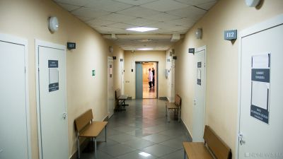Росздравнадзор проверит сообщение о размещении пациента в туалете больницы (ВИДЕО)