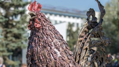 Тень депутата: в Крыму нашли виновных в резком подорожании куриных яиц
