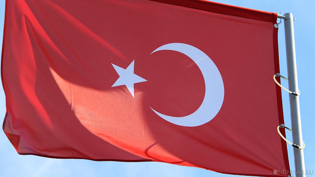 Анкара продолжает вывозить зерно на судах под турецким флагом