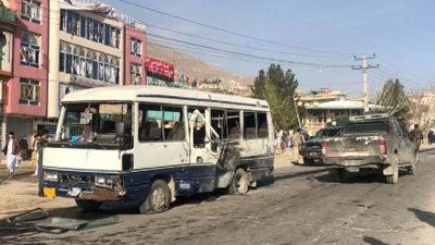 В Кабуле шесть человек погибли при взрыве автобуса