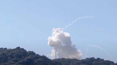 Ракета японской частной компании взорвалась сразу после запуска