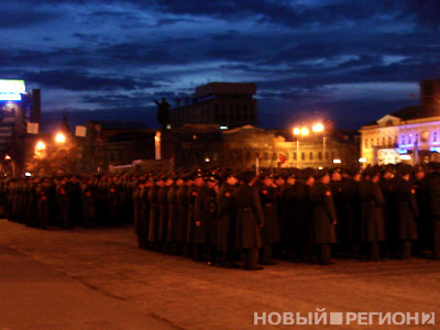 Новый Регион: Первая репетиция парада Победы прошла вчера ночью в Екатеринбурге (ФОТО)