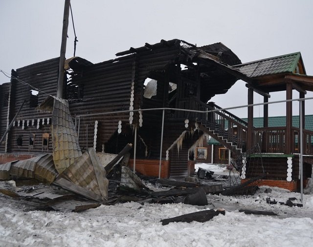 Новый Регион: В Артемовском из-за праздничного фейерверка сгорела православная церковь (ФОТО)