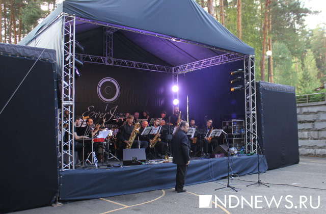 Новый Регион: Именитые джазмены покорили сердца уральской публики на фестивале EverJazz под Сысертью (ФОТО)