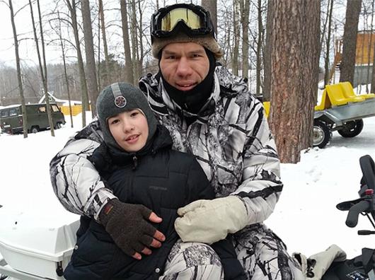 николай с сыном и петр с сыном были на рыбалке николай поймал николай с сыном и петр с сыном были на рыбалке николай поймал