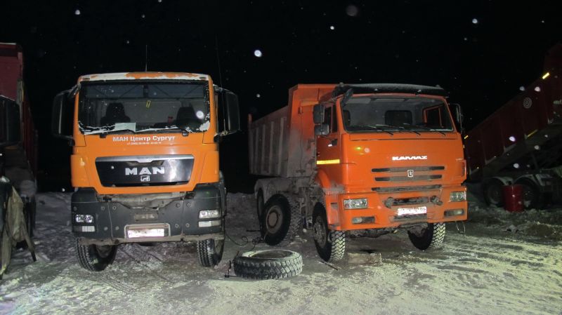 В Нефтеюганском районе от разрыва покрышки умер шофёр КамАЗа