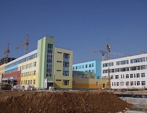 В гордуме Екатеринбурга приняли план-десятилетку по строительству школ