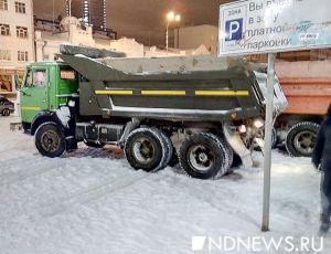 В ноябре с улиц Екатеринбурга вывезли 110 тысяч тонн снега