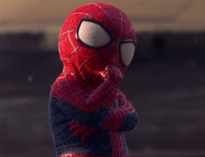 Детство Спайдермена: юный челябинец гулял по крыше в костюме супергероя  (ФОТО)