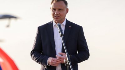 НАТО решила разместить в Польше склады с вооружением