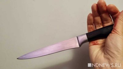 В Волгограде наркоман вонзил нож в голову прохожей