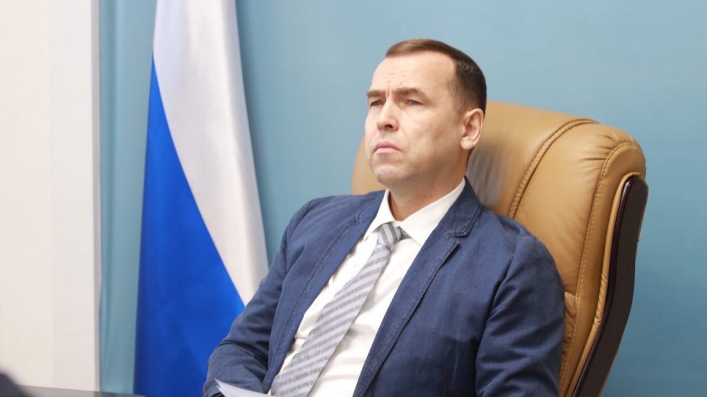 Губернатор Шумков второй день подряд злится на соцсети и журналистов