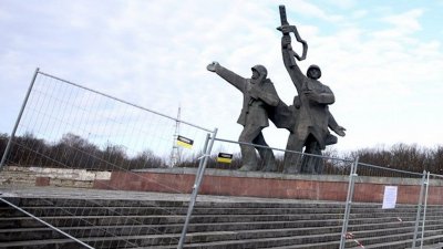 Сейм Латвии дал добро на снос памятника освободителям Риги. «Вурдалаки!» – ответили в МИД РФ