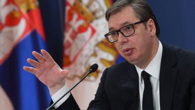 Вучич обратился к сербам и объявил о созыве представителей пяти стран Запада