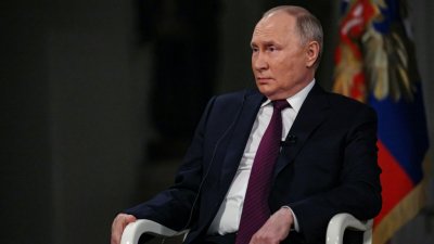 Путин: Где Россия начинает расти, нас сразу начинают сдерживать конкуренты