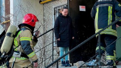 Из горящей многоэтажки спасены 18 человек (ФОТО)