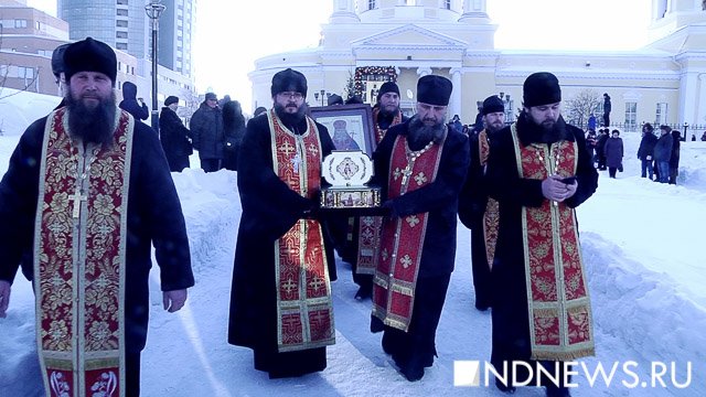 Новый День: Крестный ход с великой святыней прошел в честь дня памяти великомученицы Екатерины (ФОТО, ВИДЕО)