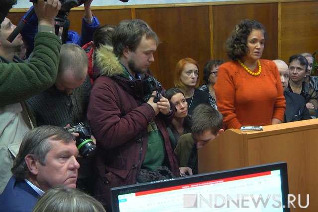Новый День: Суд отправил шансонье Александра Новикова под домашний арест (ВИДЕО)