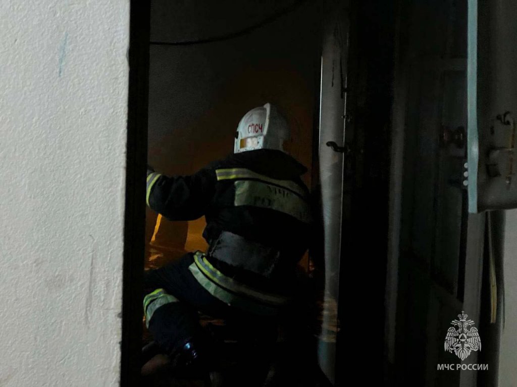 Новый День: Из горящей многоэтажки спасены 18 человек (ФОТО)